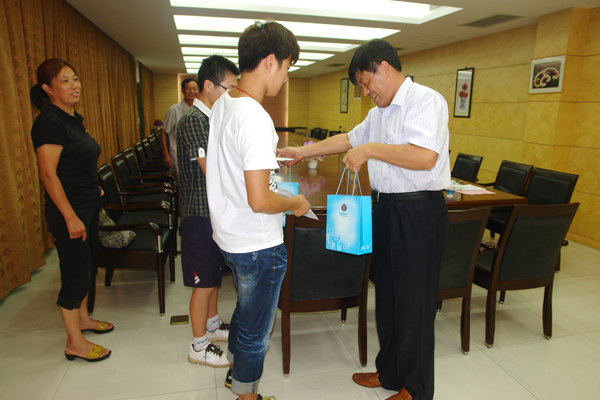 專(zhuān)題報(bào)道