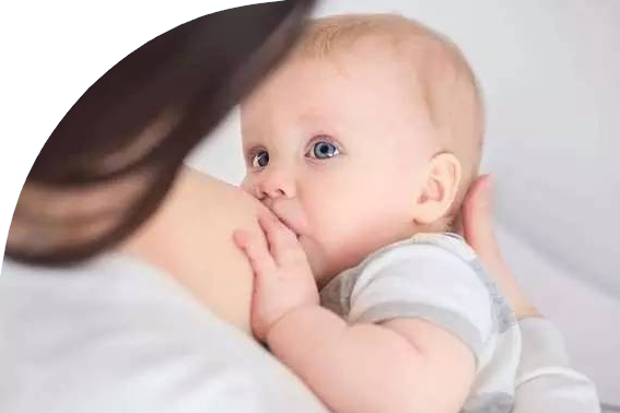 為什么母乳寶寶長得小，奶粉寶寶長的胖大？