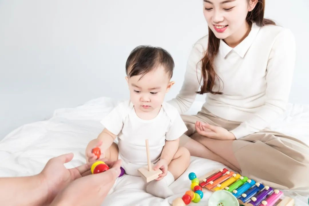 孩子不喜歡跟別人玩，正常嗎？要擔心孤獨癥嗎？