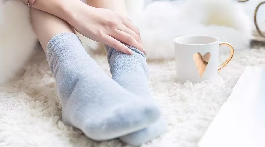 產(chǎn)后足跟痛是許多新媽媽面臨的常見問題，但并非傳統(tǒng)觀念中的